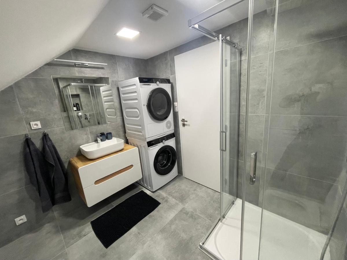 Apartman Svetla Pardubice Ngoại thất bức ảnh
